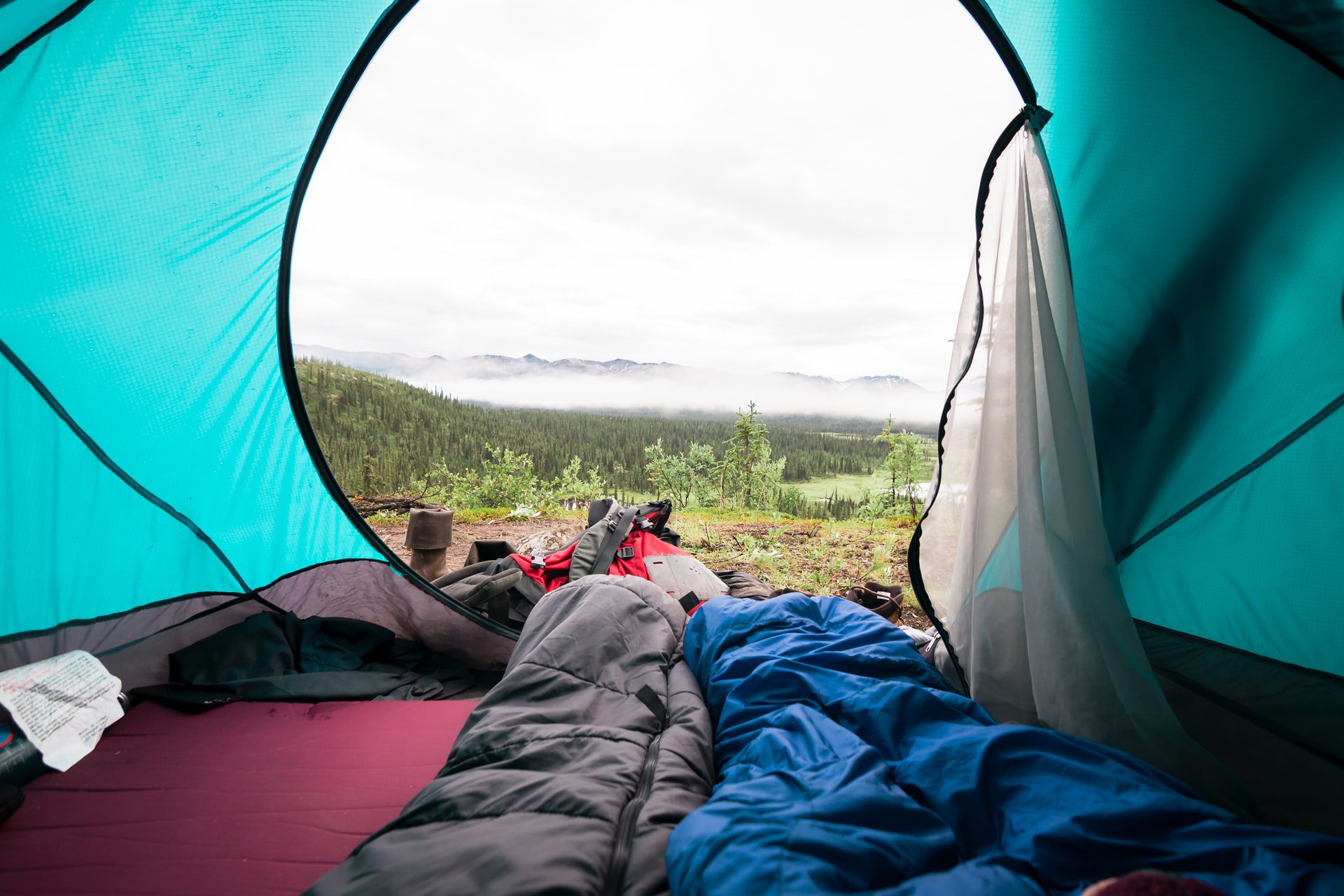 Can you camp without a sleeping bag